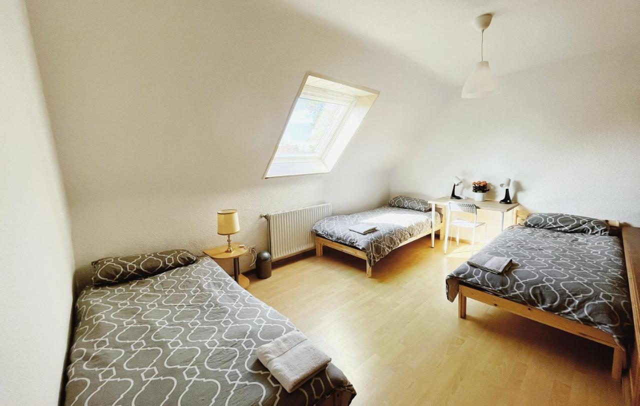 Messezimmer Laatzen 30880 Hannover Kültér fotó