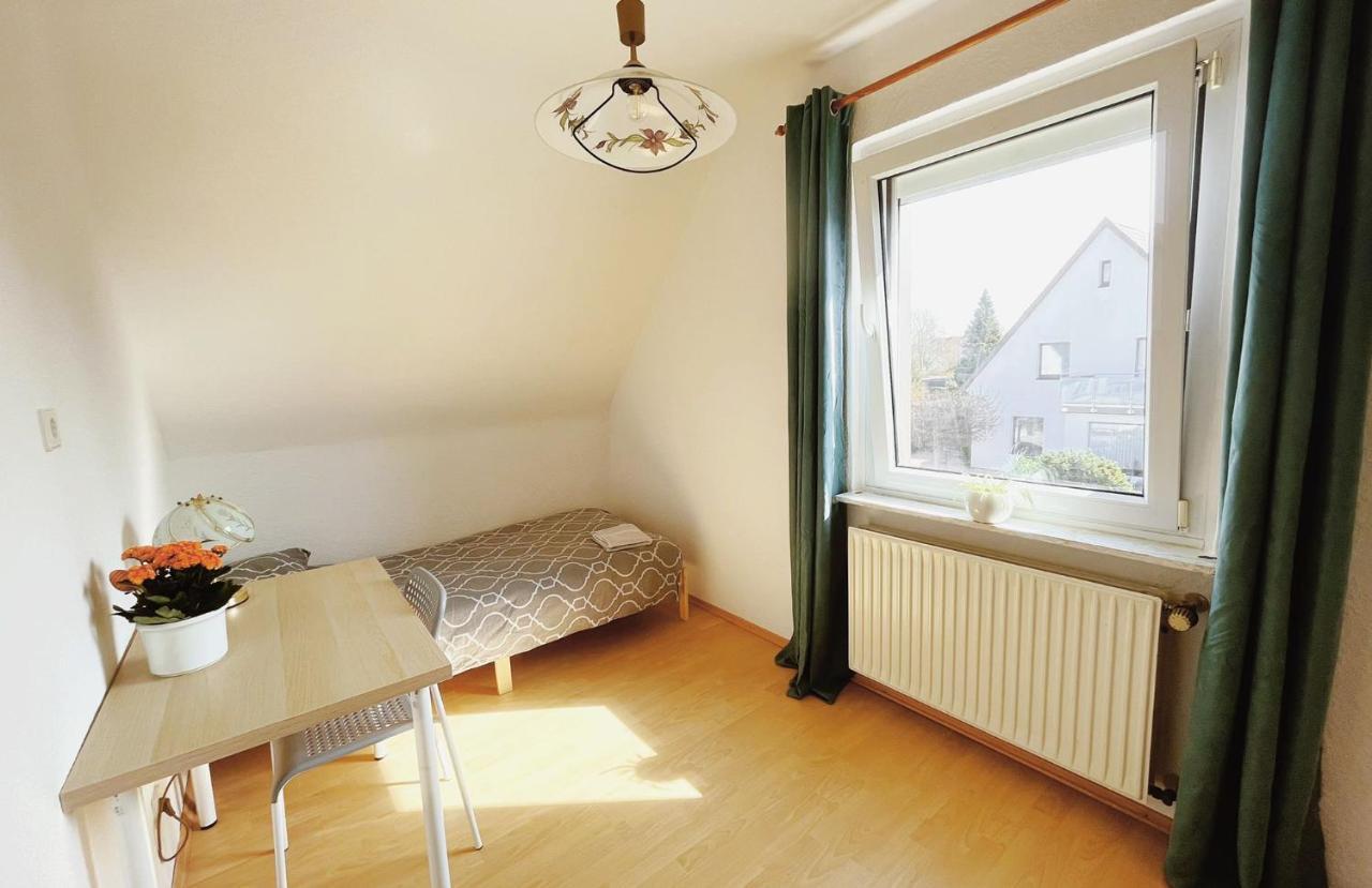 Messezimmer Laatzen 30880 Hannover Kültér fotó